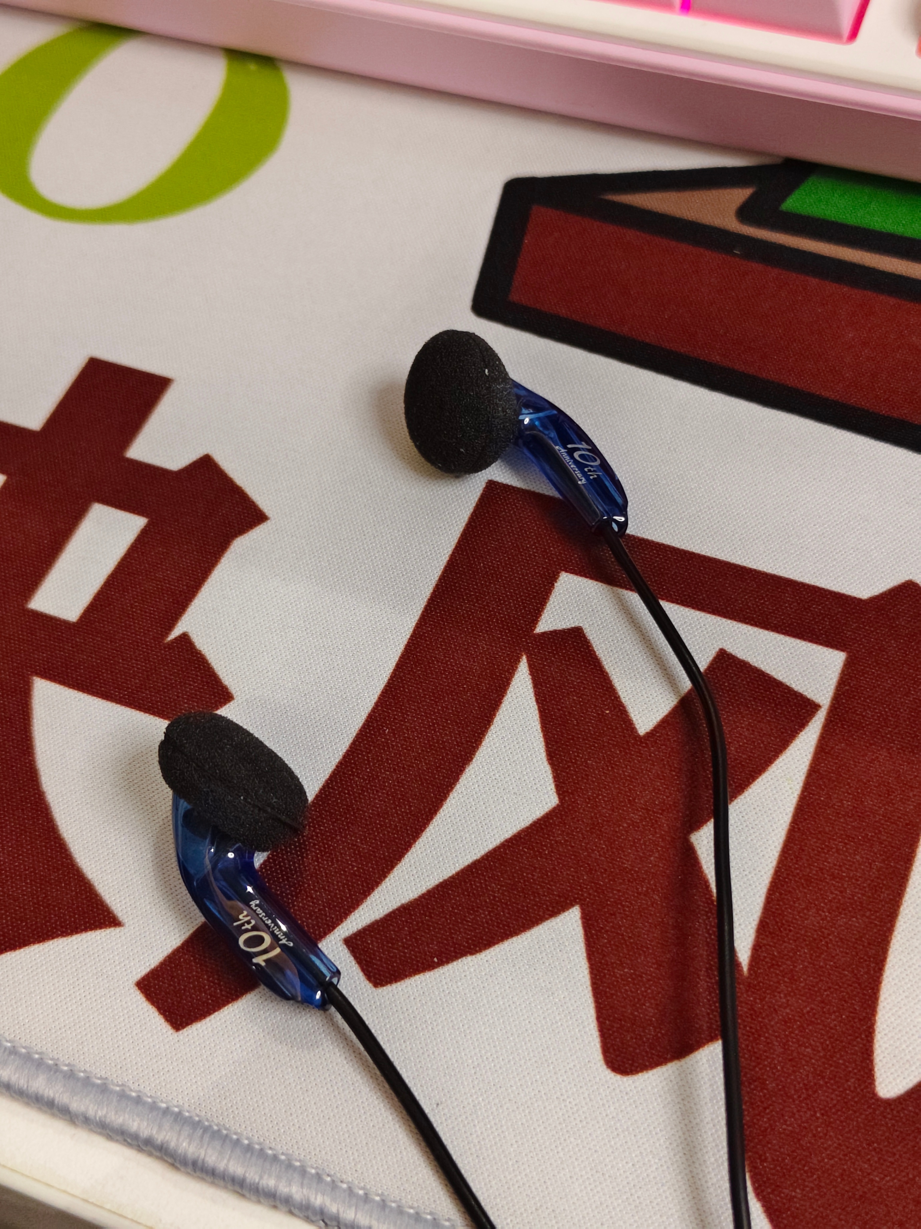 有线耳机能再火起来，不亚于文艺复兴啊，完全无损的音质确实很好。 