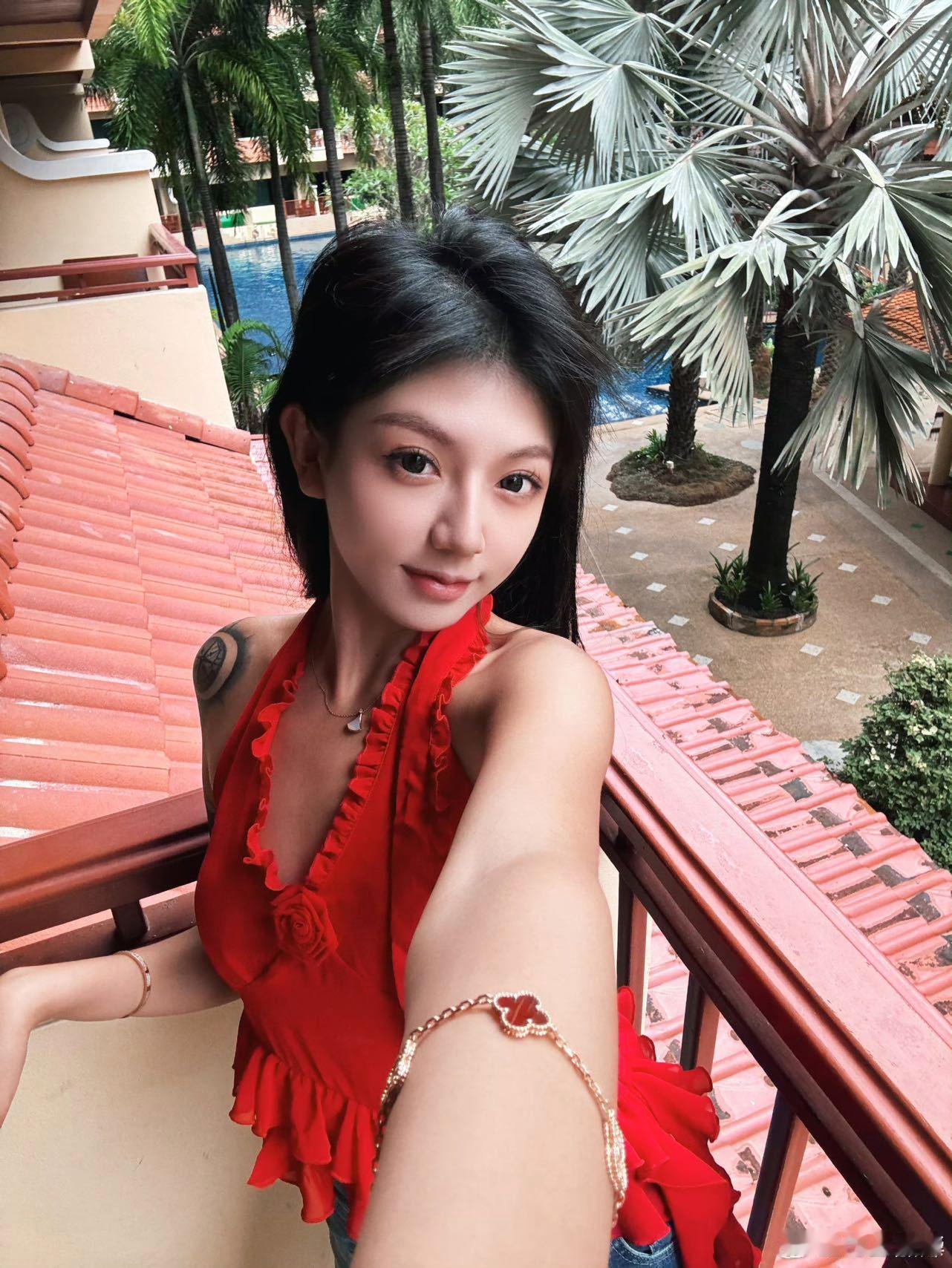 恋综男嘉宾一句话让女嘉宾下头 孟嘉烨遵从自己内心的情感感受，对待感情有着明确期待
