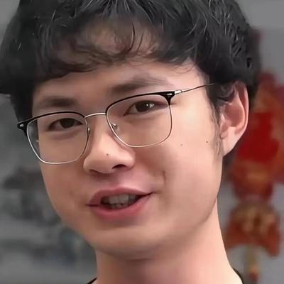 海宁一名考生，去年已经拿到北京大学录取通知书，却最终没有去报到。复读一年后，他考
