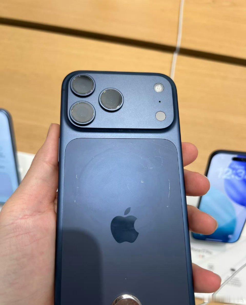 iPhone 17 Pro的机身真的这么容易留划痕吗？什么材质和工艺做的？ ​​