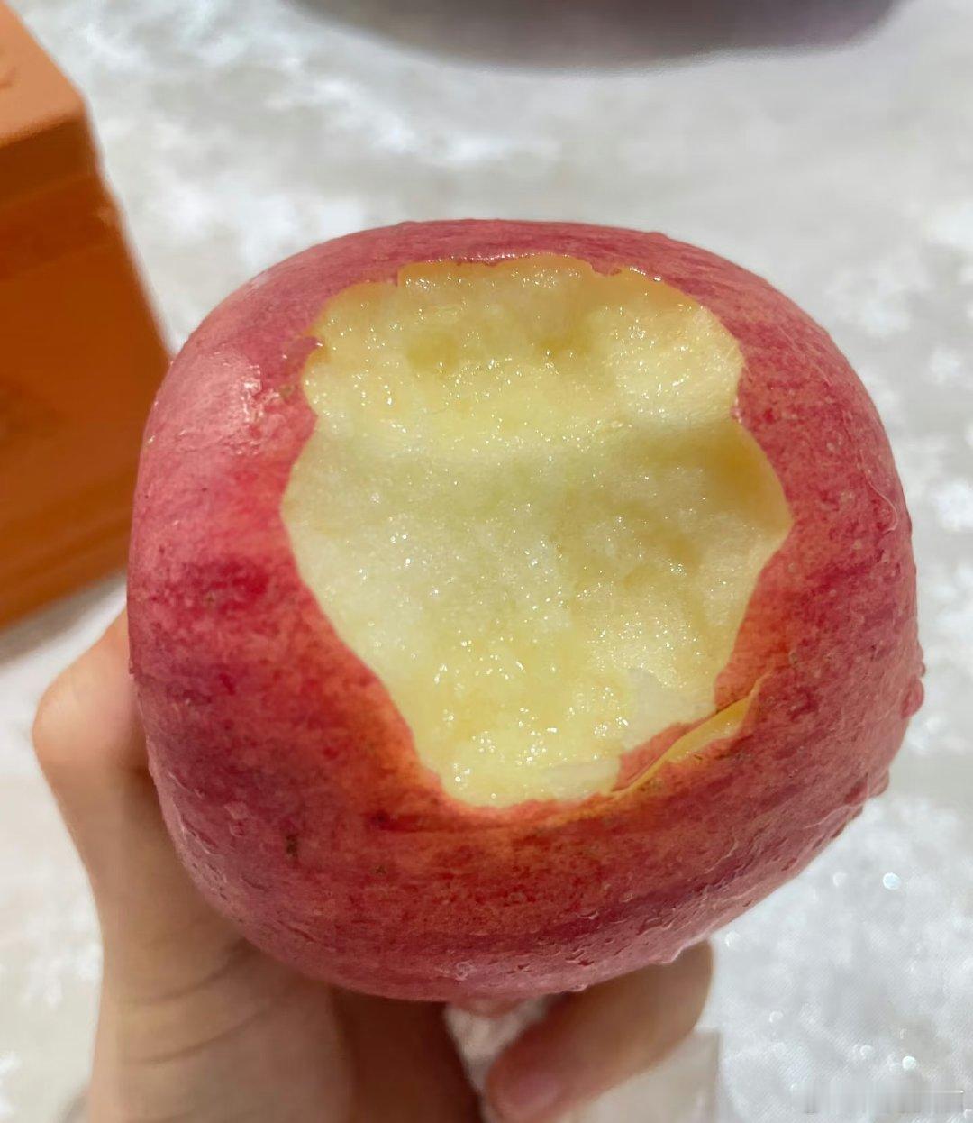 不爱吃苹果的人有救了拒绝生啃苹果！烤苹果派+苹果气泡水上新，焦香混果香、气泡撞清