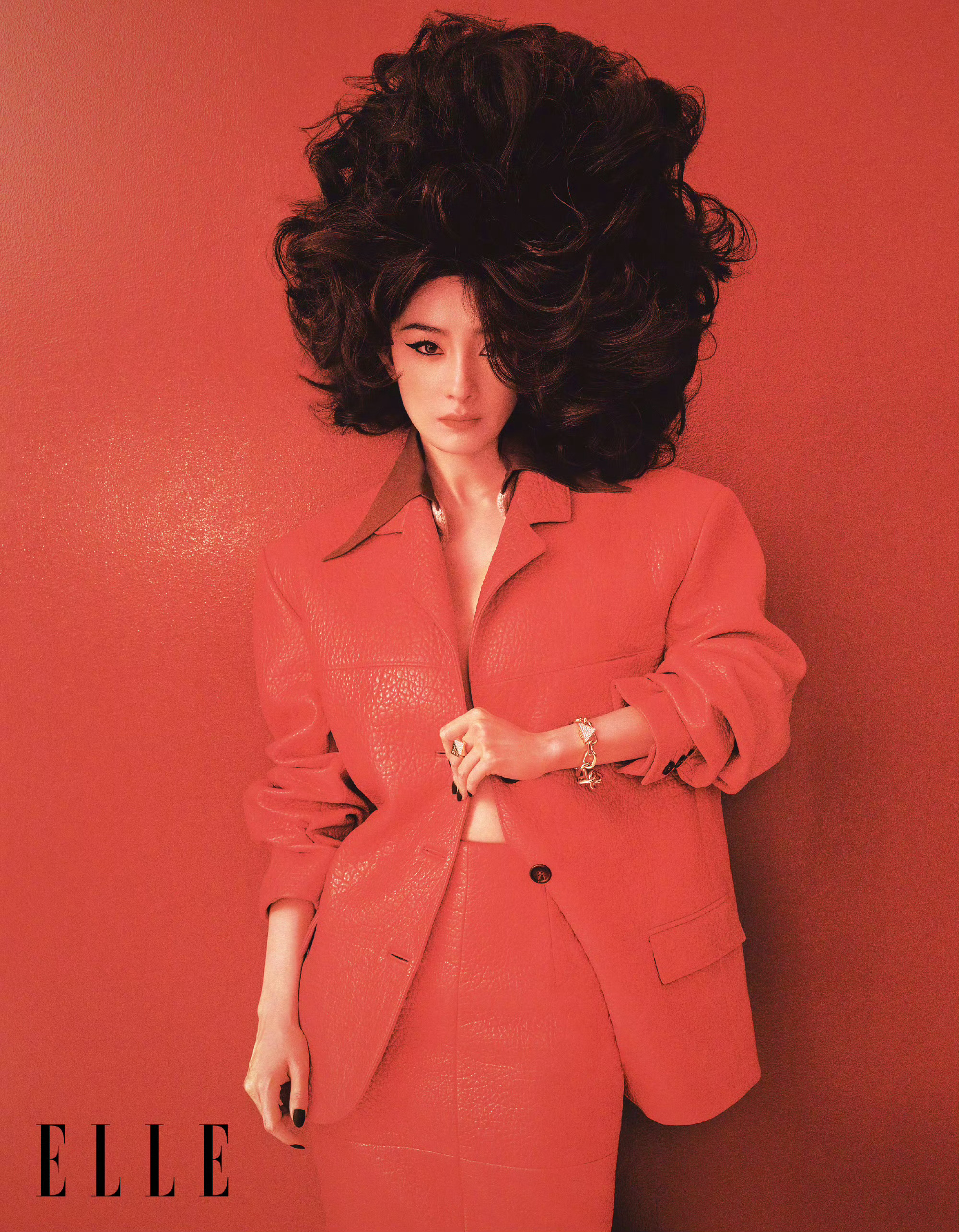 elle八月刊，穿普拉达的女王🖤 