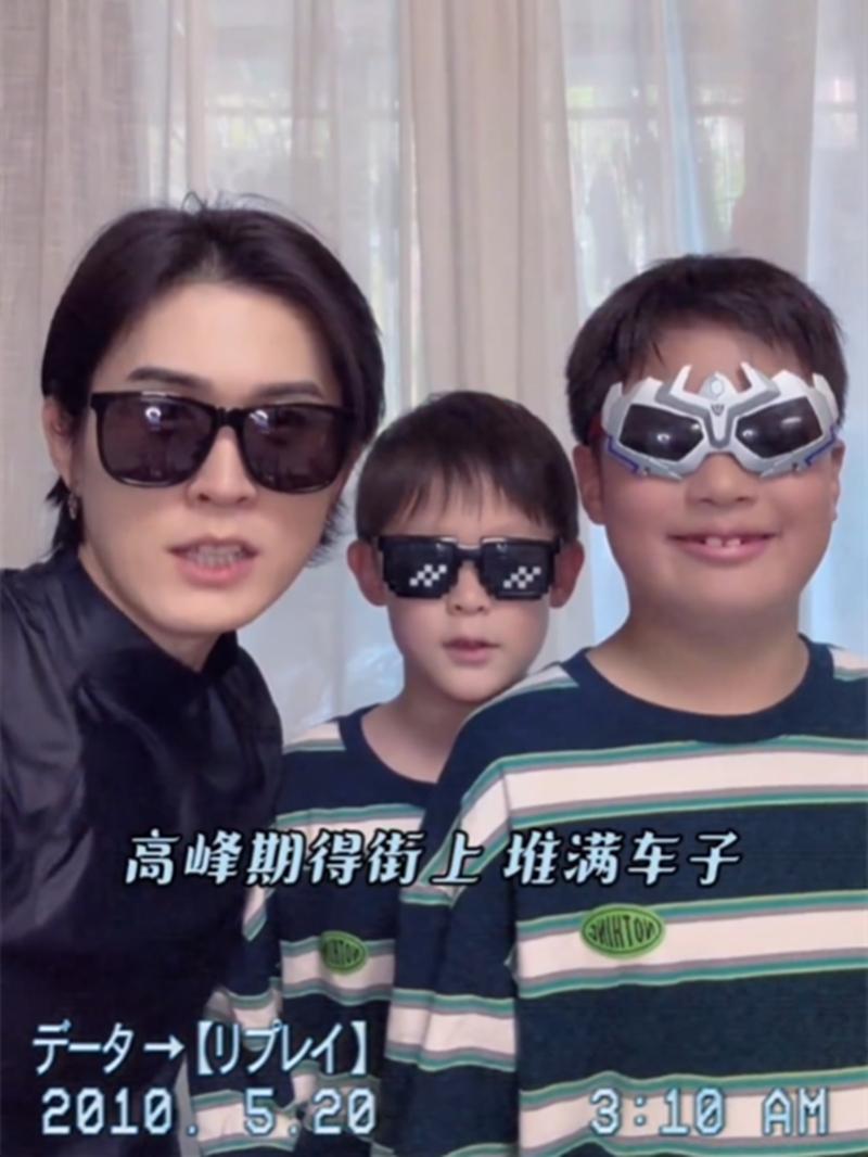 德云社九字科相声演员关九海带着俩娃一起营业。之前，关九海很少晒娃，对家庭保密工作