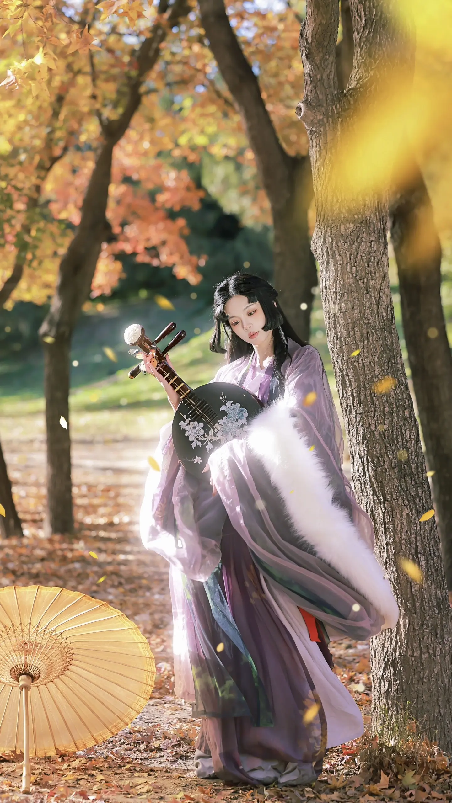 爱是秋天的序章。