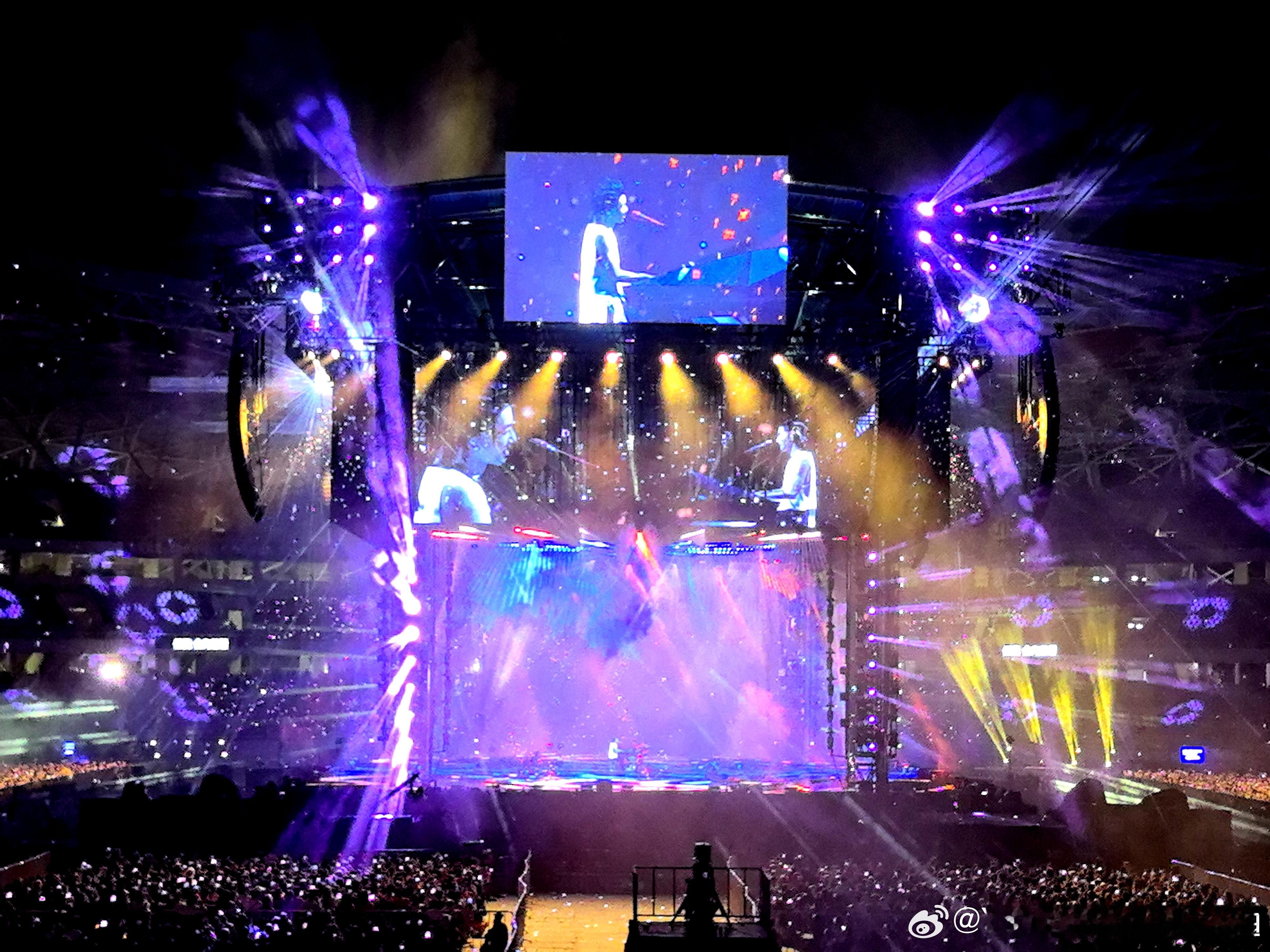 #华晨宇说不要再说我写的歌很难了# 创作才子华晨宇，用音乐诠释生活的美好与复杂。