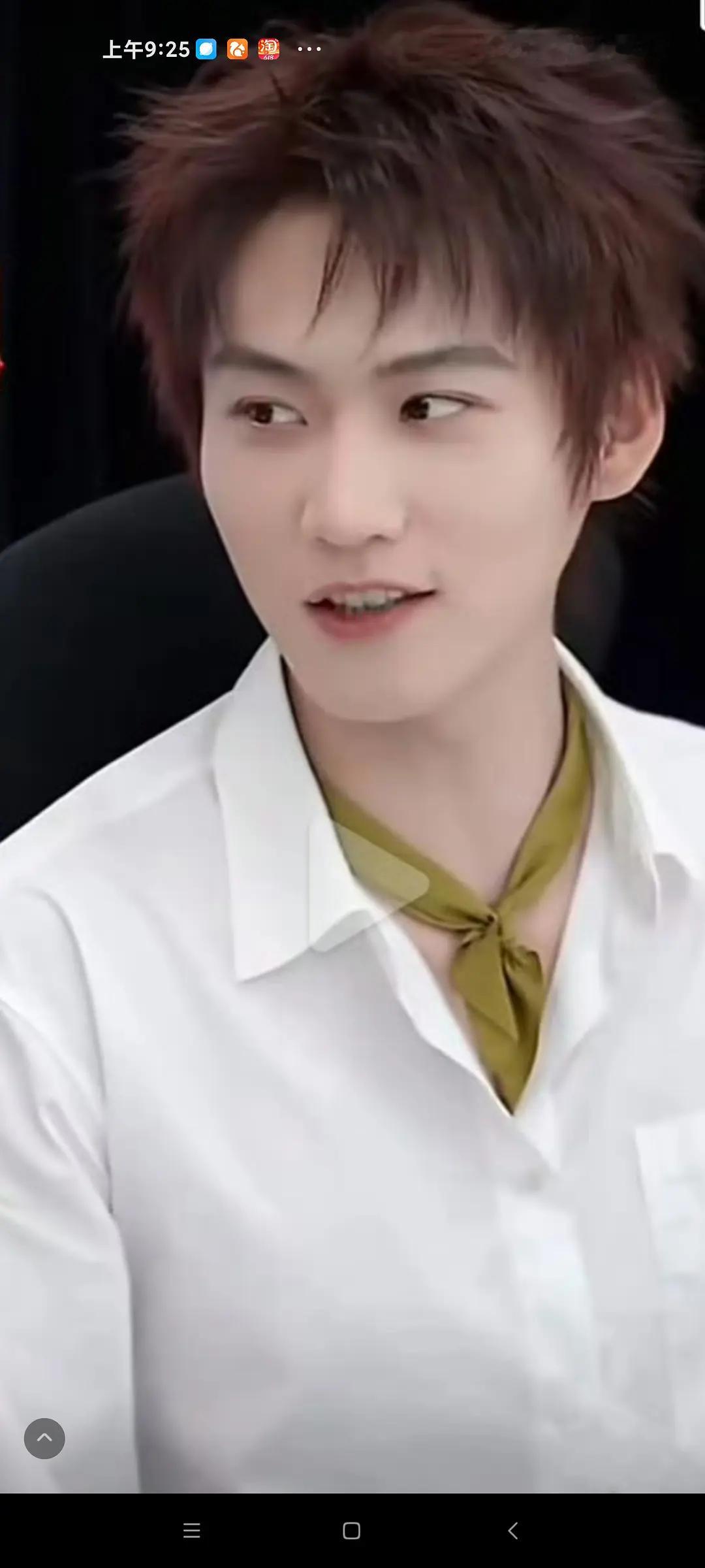 离开cp 滤镜 周柯宇当演员后怎么越来越筹了 