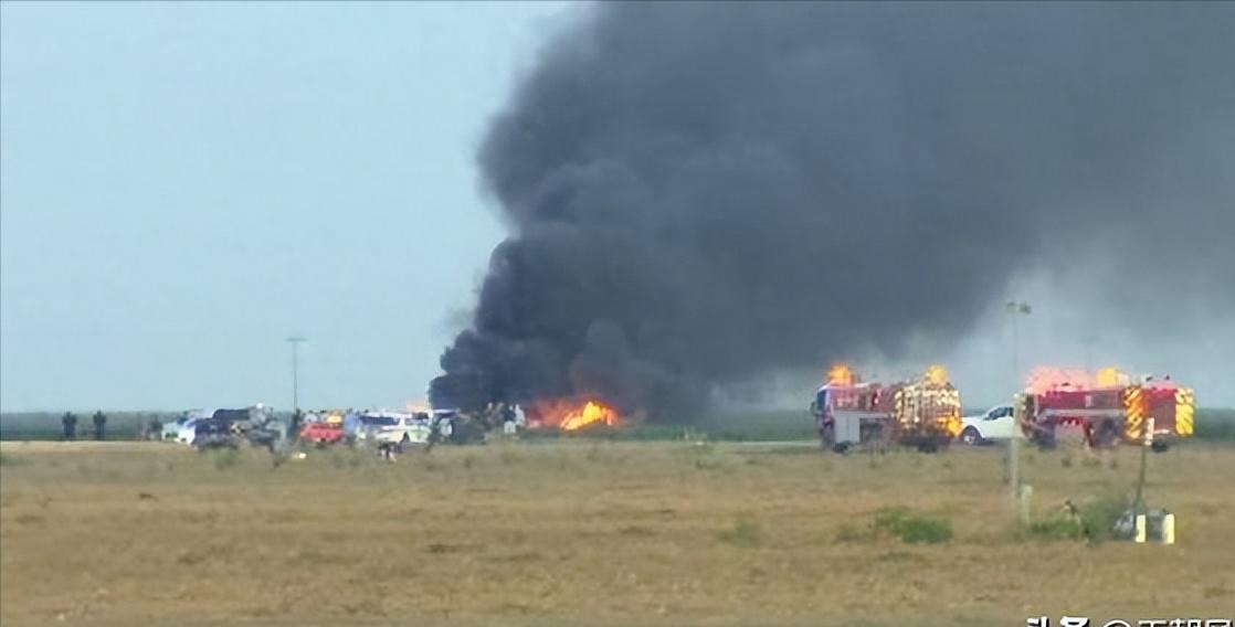 最新消息，美军一架F35坠毁
美军又添噩耗。
 
造价上亿的美军 F-35 战机