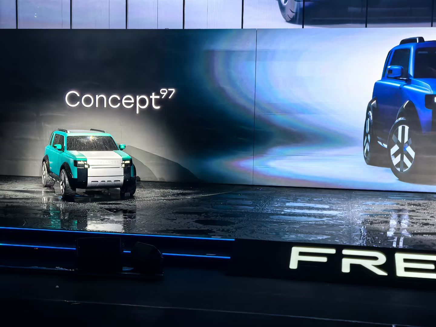 路虎神行者Freelander，来了！这车卖30多万，其他越野还真的有点头疼。百