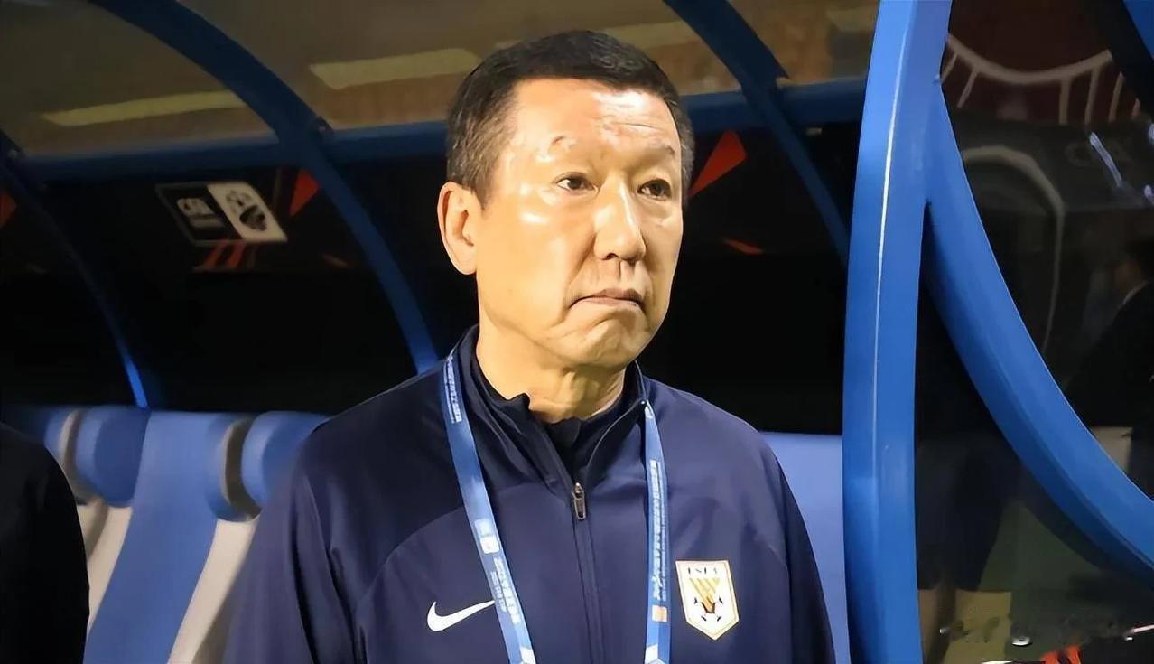 核心之争？崔康熙应该研究一下对策了。
  对阵上海海港和沧州雄狮，克雷桑几乎缺席