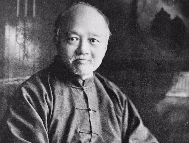 1946年，大汉奸缪斌被关进了军统看守所，结果却比谁都神气，住着看守所所长的办公