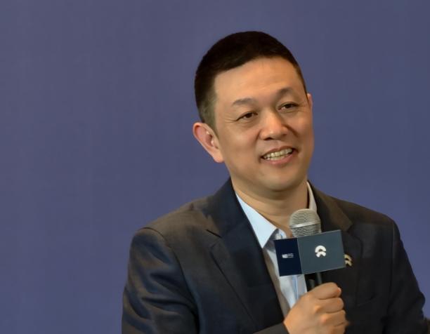 李斌：并非所有隐藏式门把手都不安全4月10日，蔚来ES9发布会后，李斌回应隐藏式