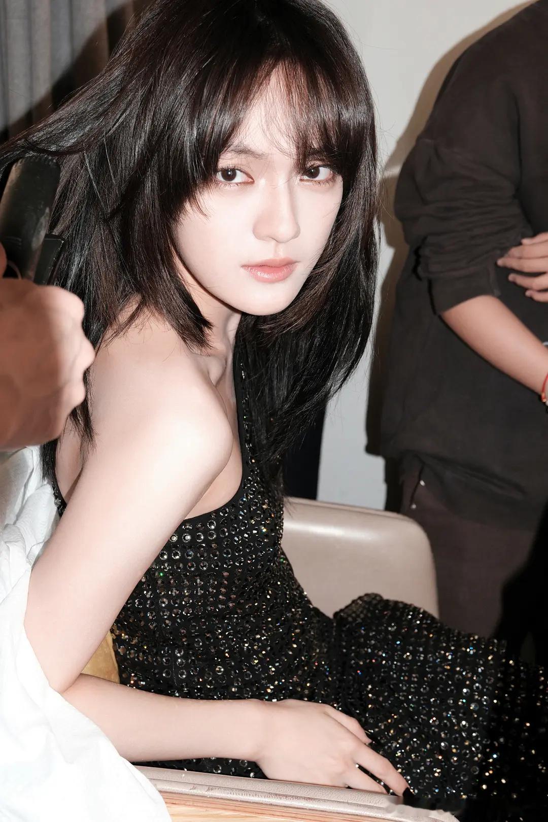 文淇能不能再演一部恶女剧，就当是为了我 