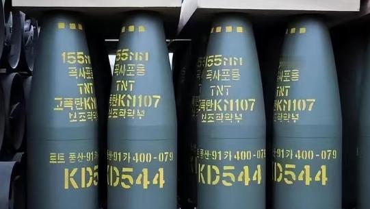 一场军援，彻底改写了朝鲜的命运！谁能想到，朝鲜卖炮弹给俄罗斯，竟然卖成了“外交通