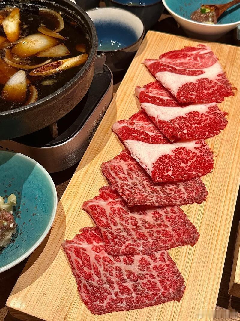 #原来这才是人间宝藏#有一堆交心的朋友真好，来自烤肉的快乐，这样的快乐简直不敢想