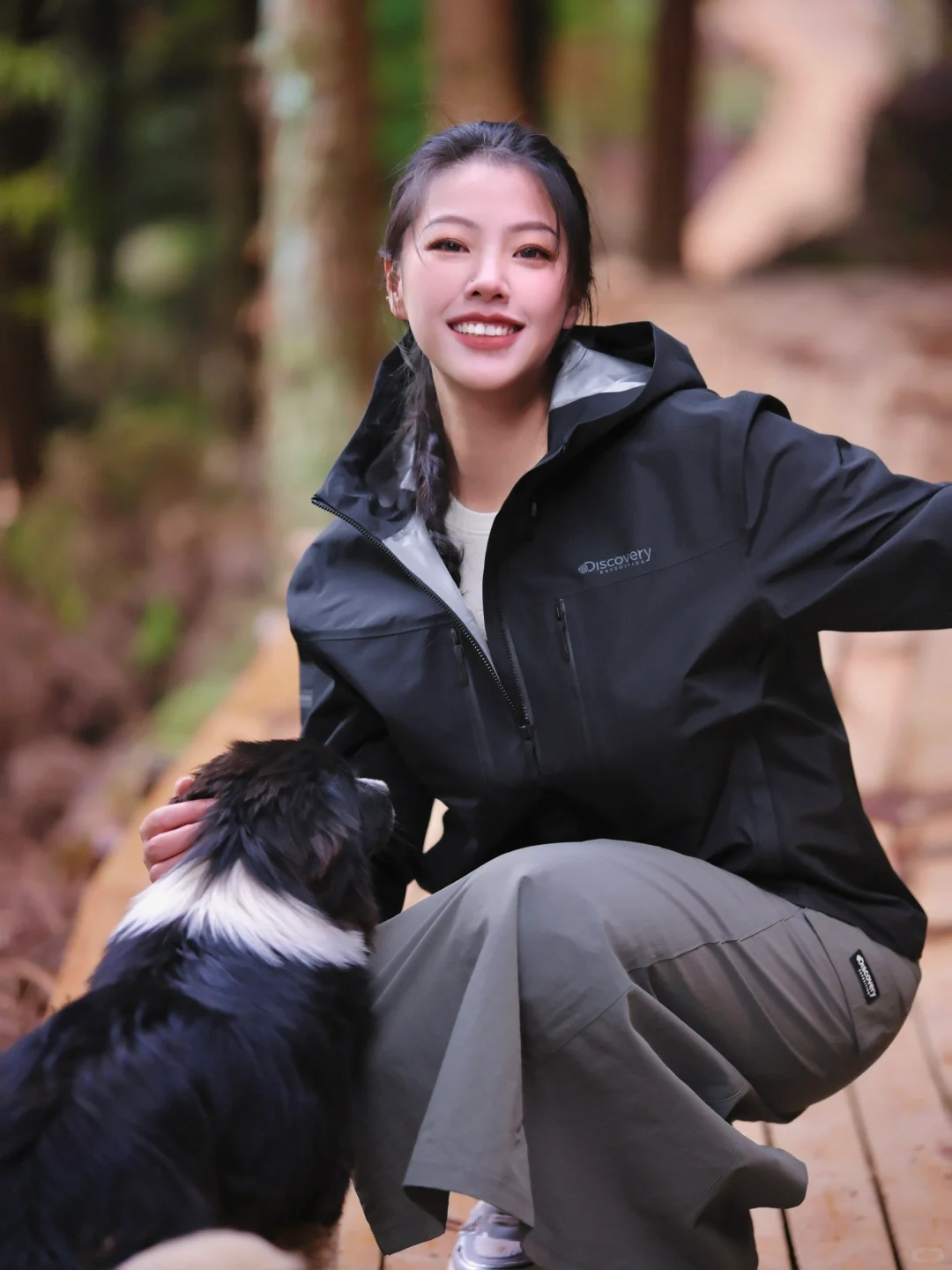 这件冲锋衣让我在魔法天气里也能拍大片🌧️