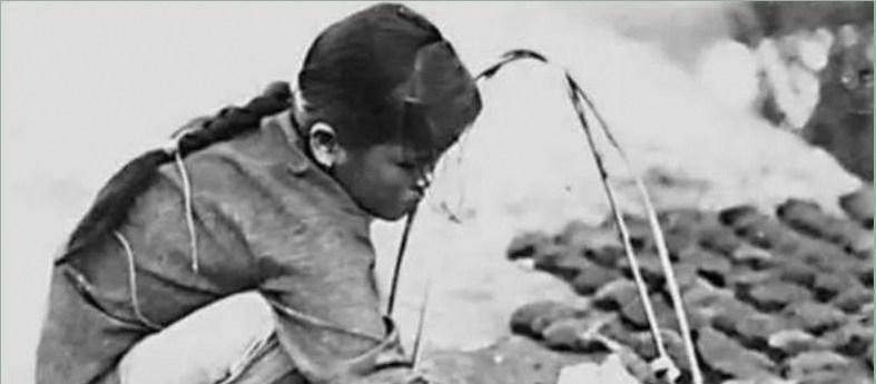 昨天翻老报纸，看到1949年11月21号北京一夜关了224家妓院。没喊口号，没贴