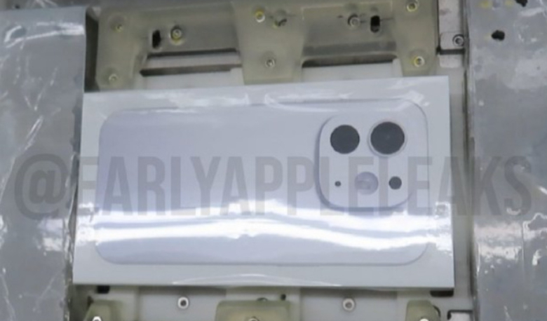 iPhone18Pro遭泄密 基本上曝光的差不多了，确实这次挺严重的，价格估计摸