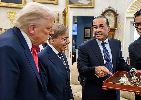 巴铁“战意”纯属误读！根本不是冲中国来的，就是逆袭后想自己当家做主！
 
曾经的