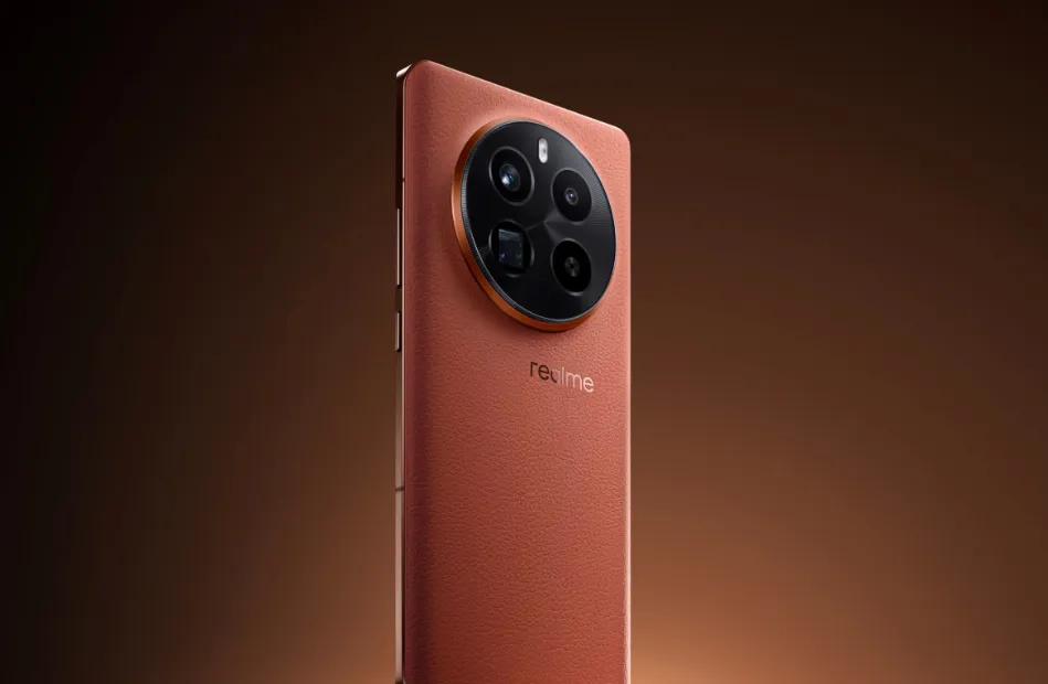 全体起立，新一代“卷王”诞生！realme真我放出大招，真我GT5 Pro 32