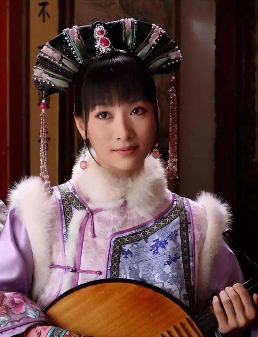 到底是谁说《甄嬛传》里的娘娘们
都有自己的“害人原则”的！
深宫里的风
从来都裹