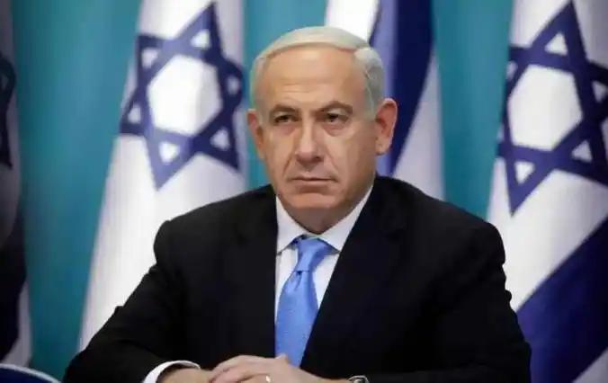 [月亮]谁能想到，美国这么一个超级大国，居然被以色列总理内塔尼亚胡玩弄于股掌之间