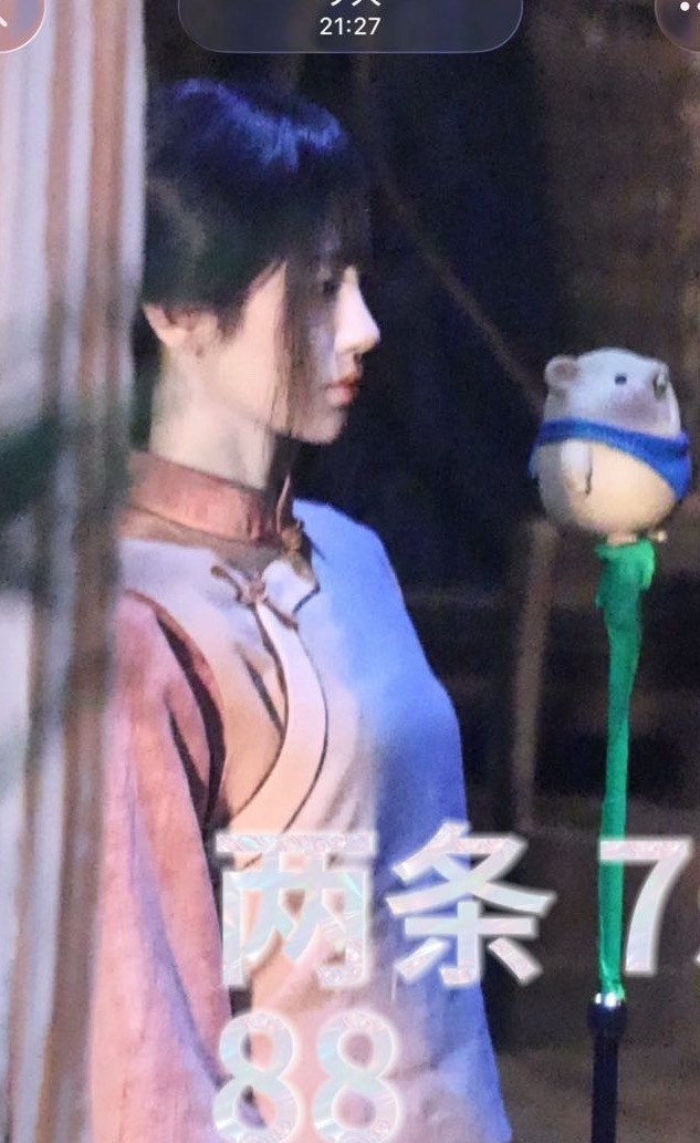 鞠婧祎苏绿夏鞠婧祎万花世界﻿ 小🐭又出现了 