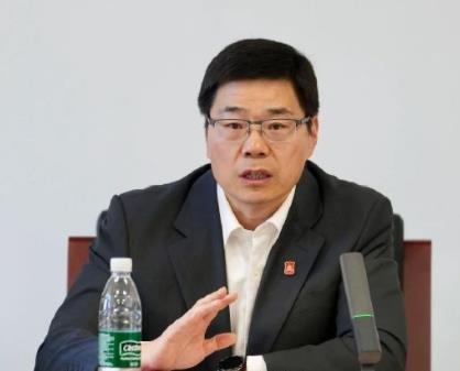 赵睿停赛3场罚款5万，很多人说这就是象征性的处罚一下了事，作为国家队队长说了不利