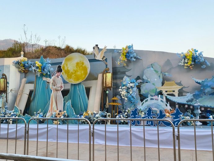 江山为聘陈哲远杀青，陈哲远英寡杀青了，谁懂这个古装小生满分的帅气啊，期待住和你的