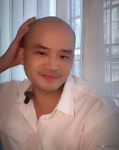 刘晓庆看男人的眼光很准，是不是一块精雕细琢的料，从男人的一言一行格局就知道。早期