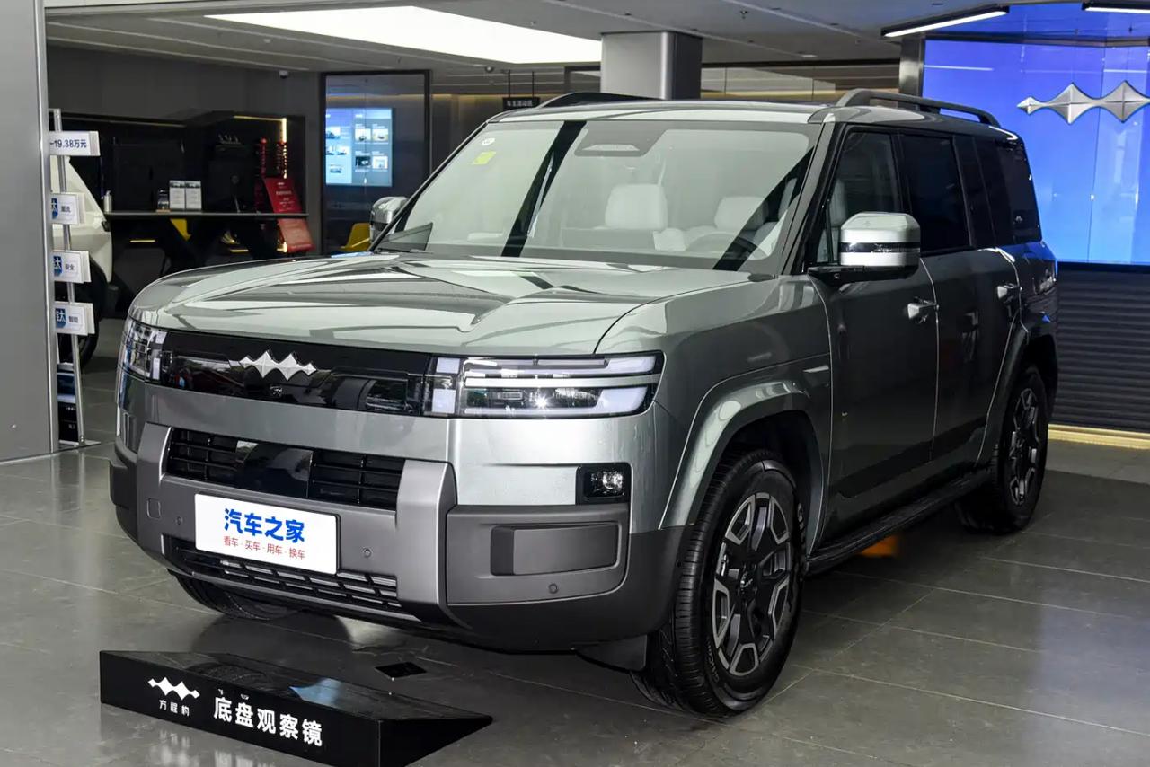 2025款方程豹钛7冬季续航核心信息

2025款方程豹钛7为插混中大型SUV，