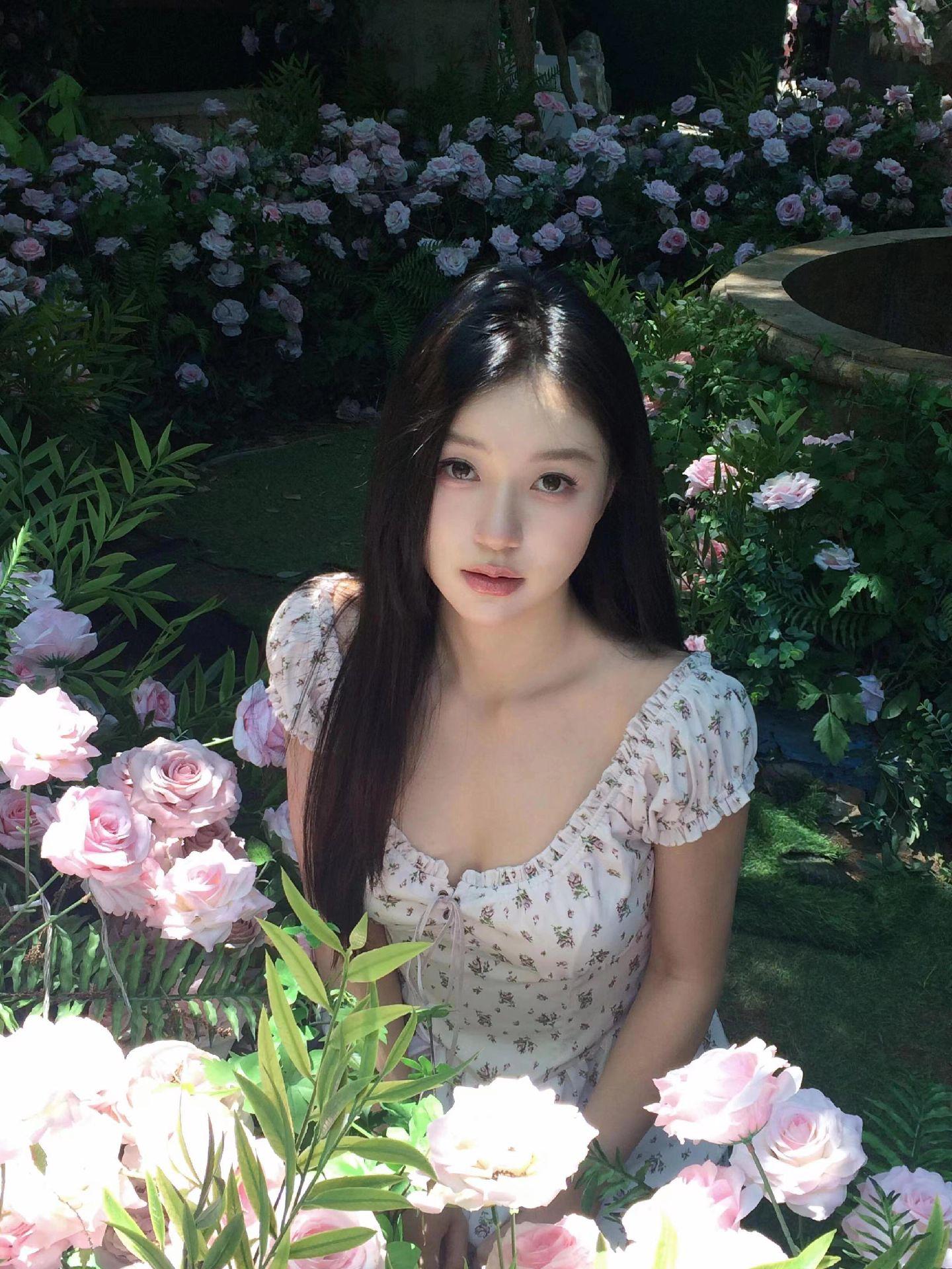 与其说孤独 倒不如说我在自己的世界里完全自由