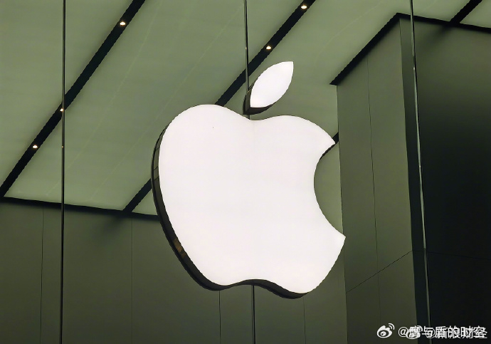 苹果暴跌背后很多人看不懂：苹果赚得更多、iPhone 卖得更好，为什么股价大跌？
