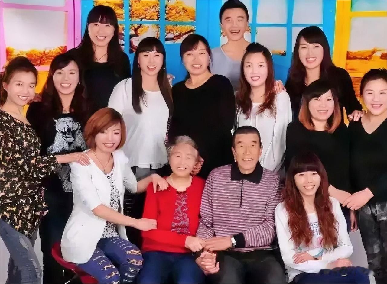 山西一对夫妻，生了11胎全是女儿，丈夫眼看妻子生不出儿子，无奈决定放弃，谁料，1