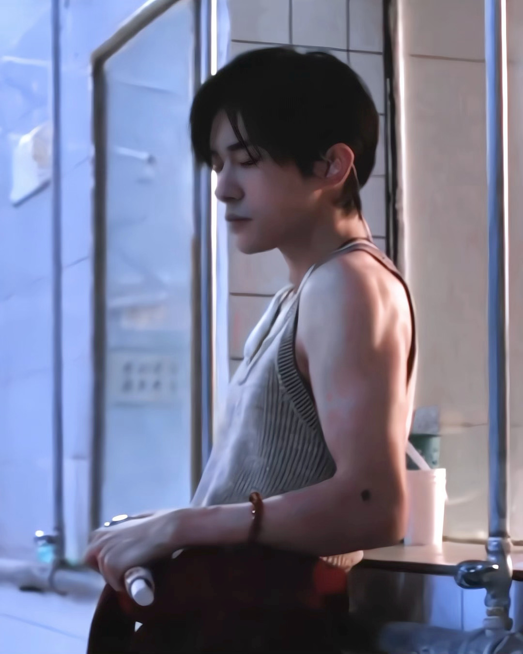 易烊千玺我真要给你点颜色看看了  