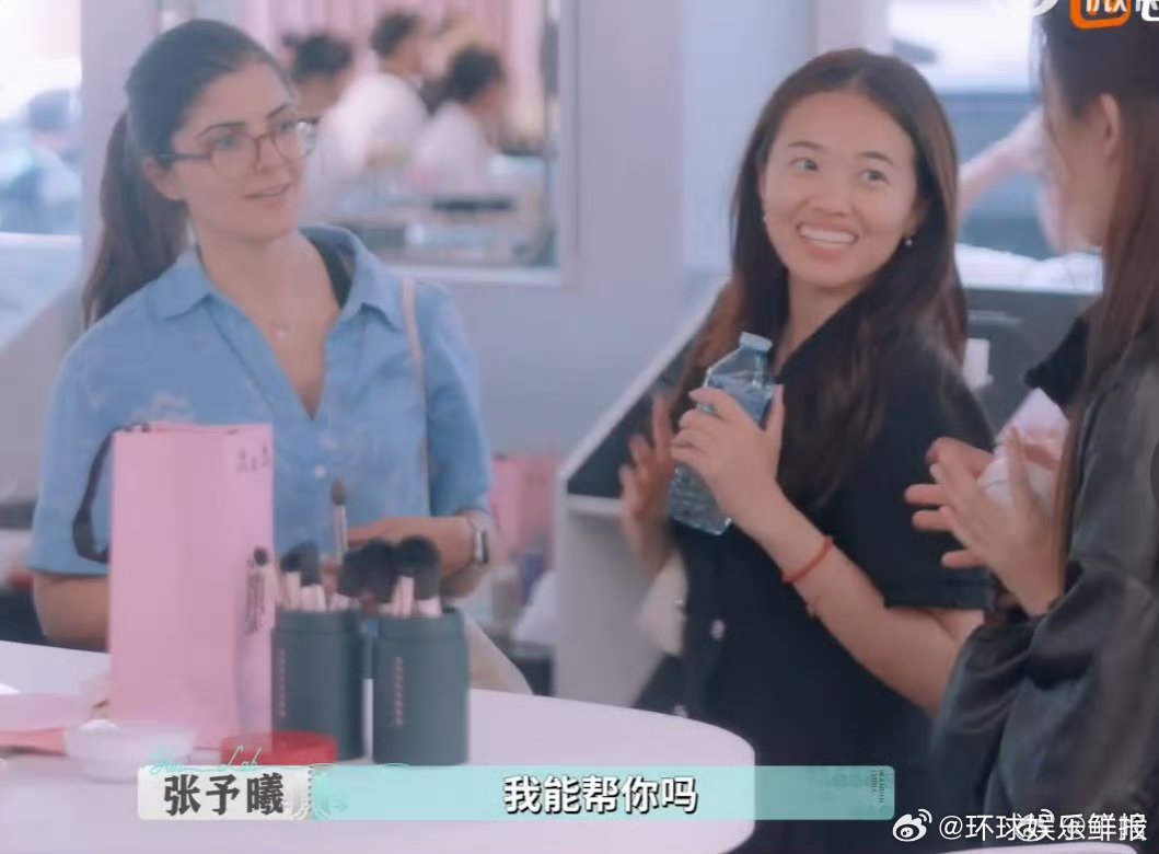 进店一个李佳琦 出店七个李佳琦巴黎合伙人名场面巴黎合伙人 李佳琦的号召力绝了！巴