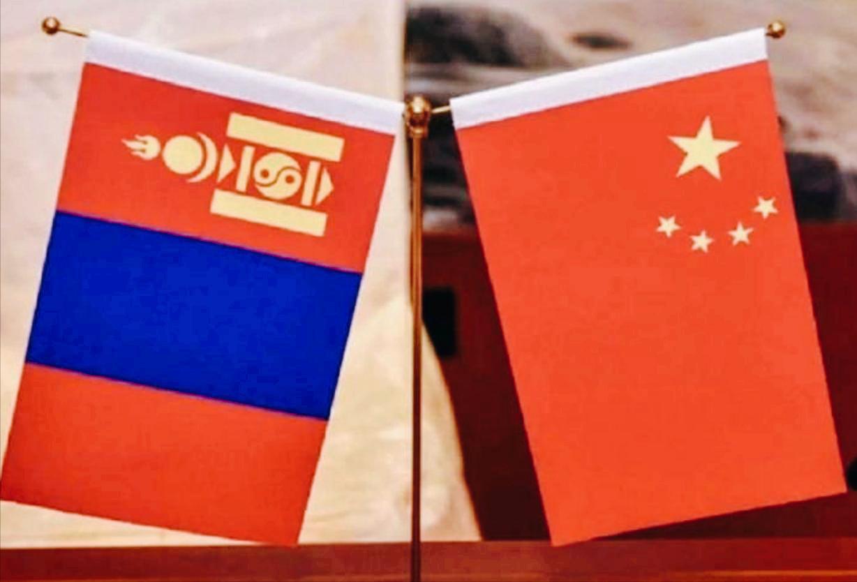 不法分子打砸中资营地，西伯利亚2号若过境蒙古国，恐将后患无穷。
 
事情发生在2