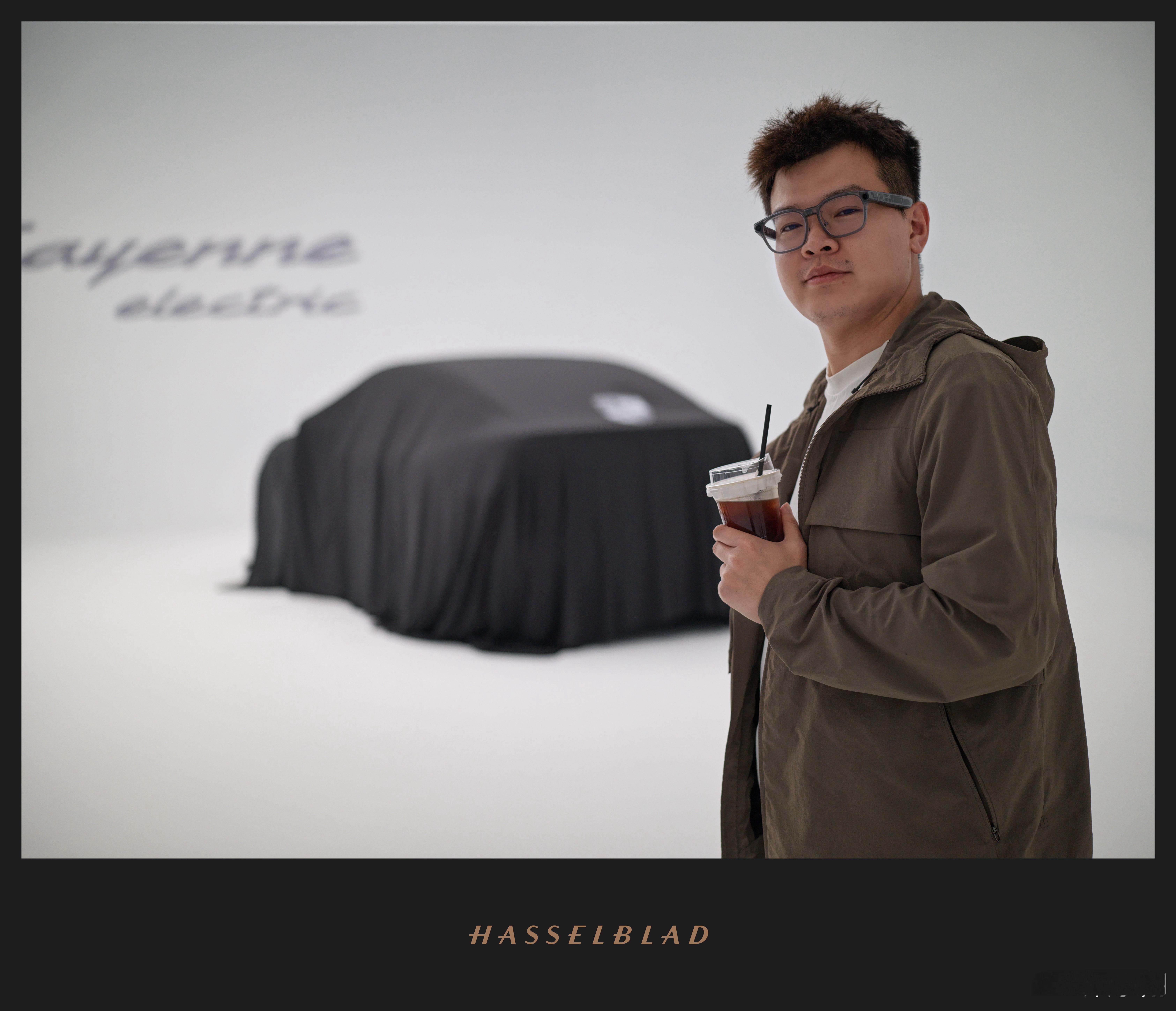 这是哪位富少来买车了？