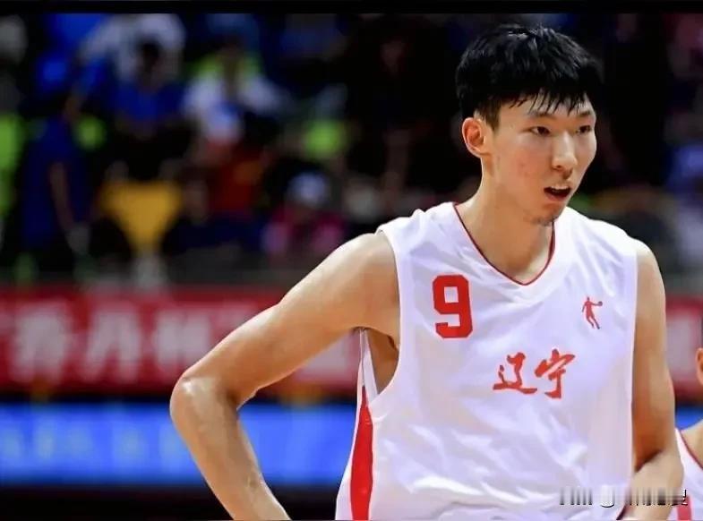 周琦不代表辽宁队参加全运会能怪周琦吗？
辽宁的球迷天天喊着辽宁队只靠辽宁人，他周