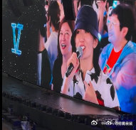 #张杰七夕表白谢娜# #张杰演唱会祝谢娜七夕快乐#星光与你皆耀眼，张杰在七夕的舞