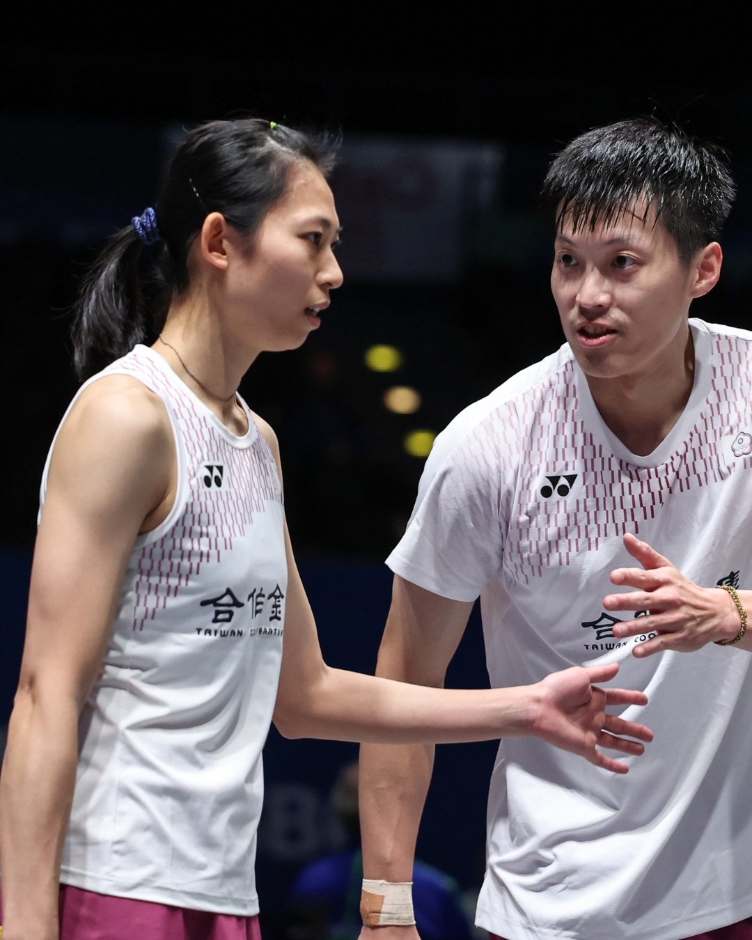 杨博轩/胡绫芳 21-18、22-20 🇮🇳卡普尔/加德下轮：杨博轩/胡绫芳