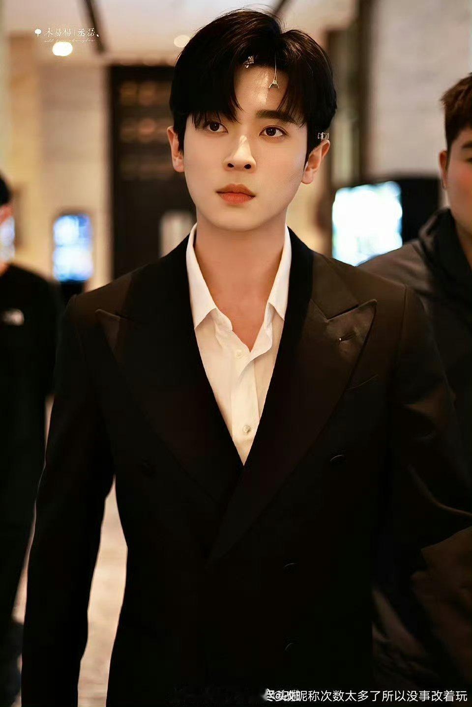 这长相我支持接京洛这些我没看过的ip的 