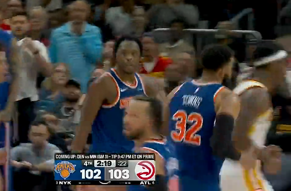 阿奴诺比投进第4记三分砍下29分，尼克斯剩2分钟落后老鹰1分