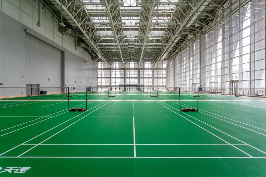 【全运会5年后，再看一场两馆（4）】
林丹扣杀过的场地，现在25块就能上？
没错