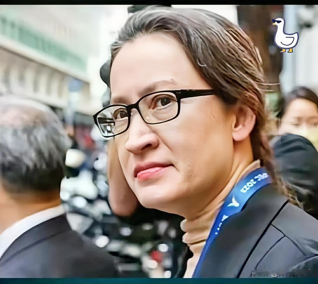 最新消息，
历史首次！
萧美琴以地区“副领导人”身份窜访欧盟议会并演讲，明显踩红