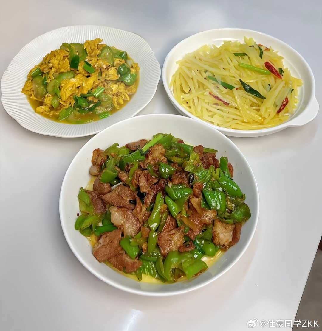 工资5000能存4999的吃法天天这么吃的话也不行，身体也受不了，吃饭的话，还是