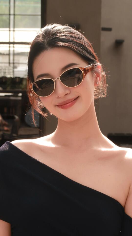 戴上墨镜chill一夏