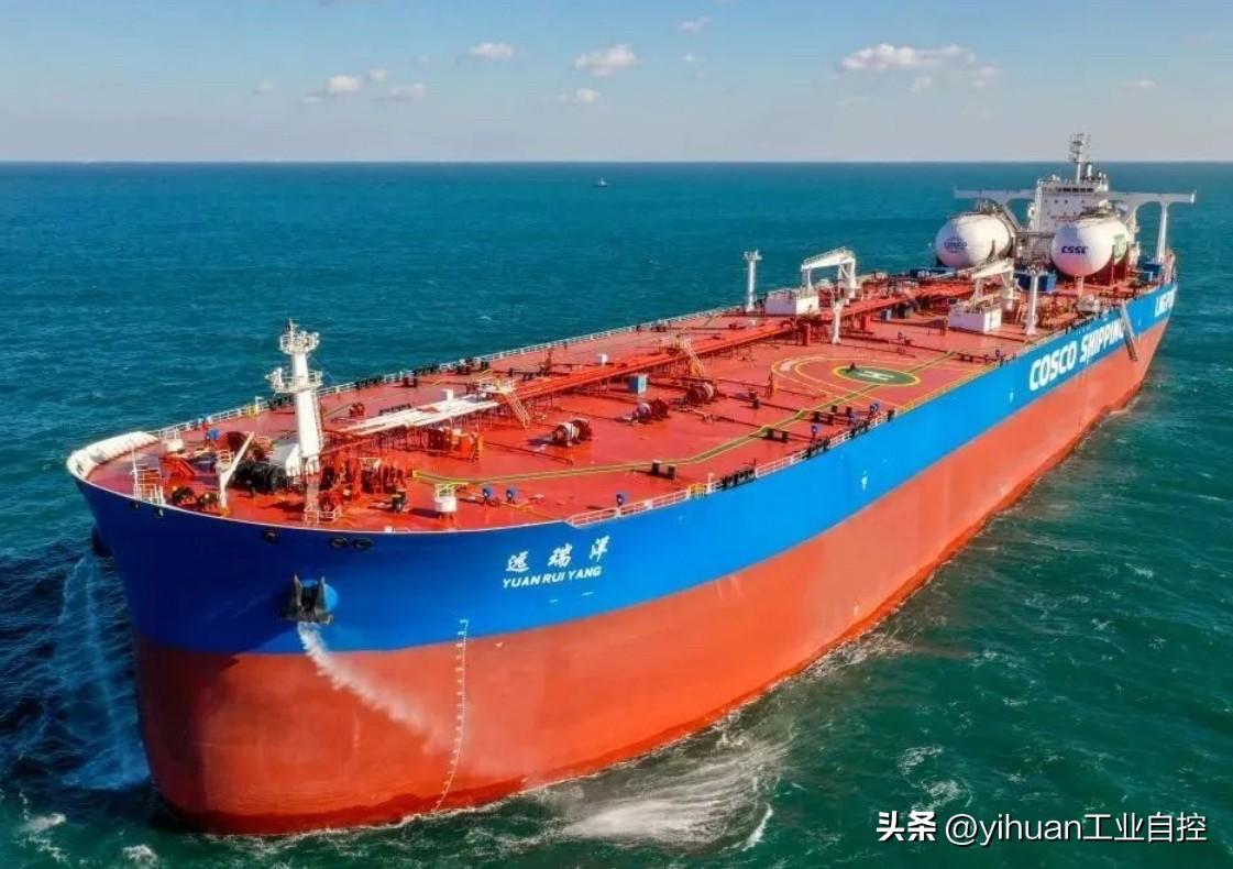 大家心里都清楚，目前能顺顺当当通过霍尔木兹海峡的油轮或货轮，包括伊朗在内仅有2～