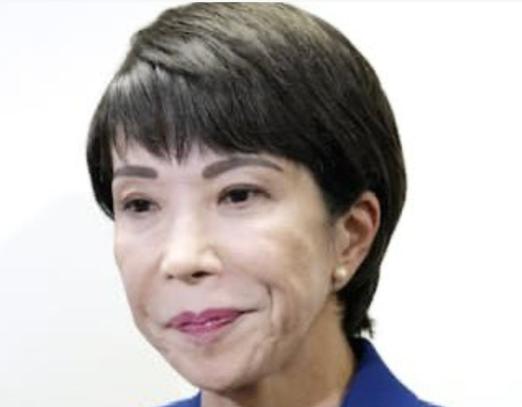 这个日本人的观点有些道理，但是无法解决中日关系的症结所在。
账号“99%の下の方