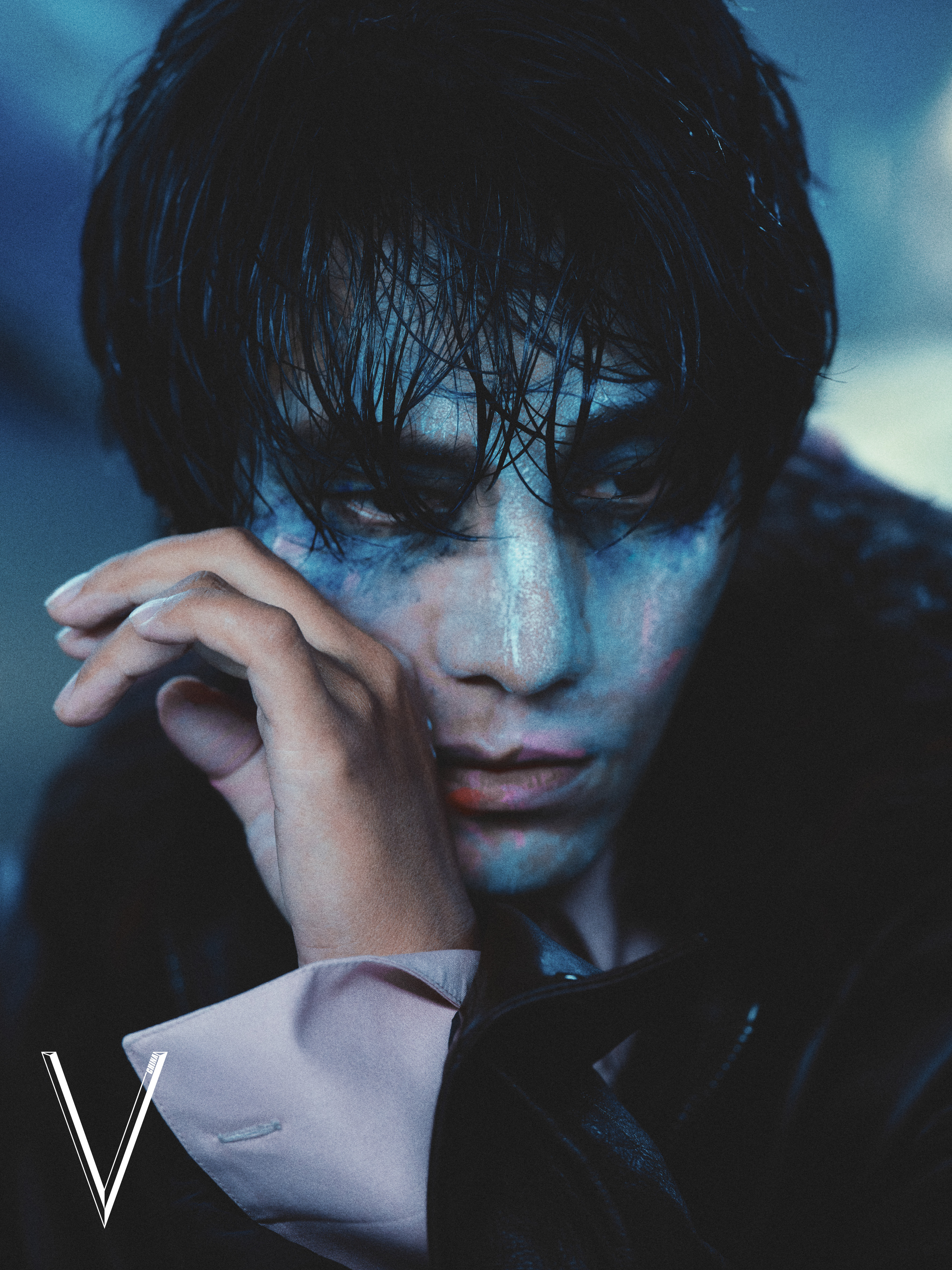 陈坤｜V Magazine China October 2026陈坤身着BURB