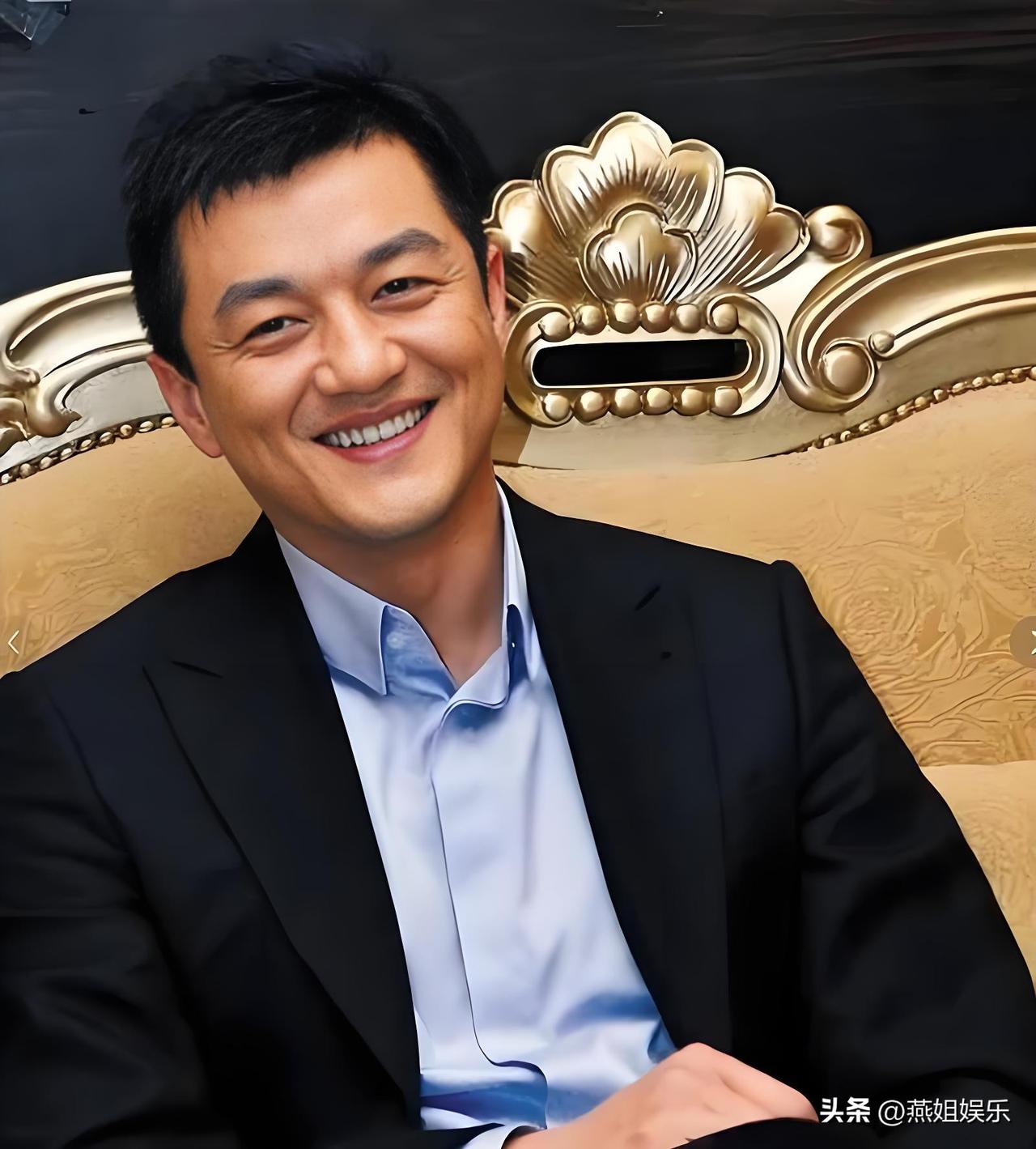 李亚鹏这次终于扬眉吐气了！刚拿下全球仅7人的“爱心奖”，20万美元奖金直接入袋，